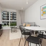 Cozy Domaniewska With Gym & Sauna In Mokotow By Renters Varsó