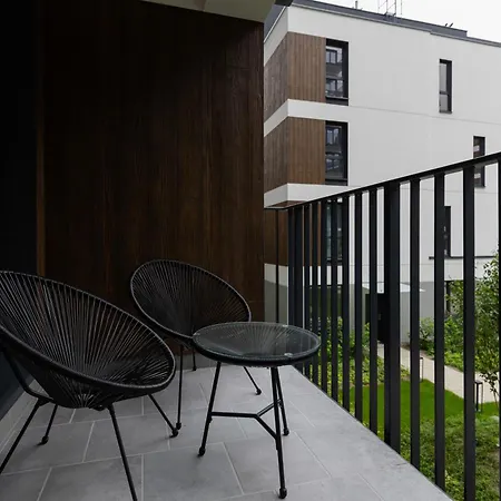 Comfortable And With Parking And Access To Fitness Gym And Sauna By Renteres