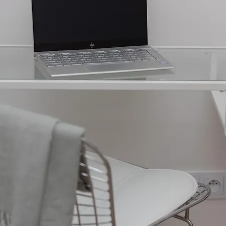 Apartahotel Cozy Domaniewska With Gym&sauna In Mokotów By Renters 4*