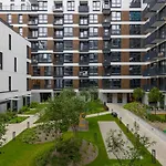 Ξενοδοχείο με διαμερίσματα Cozy Domaniewska With Gym & Sauna In Mokotow By Renters 4*
