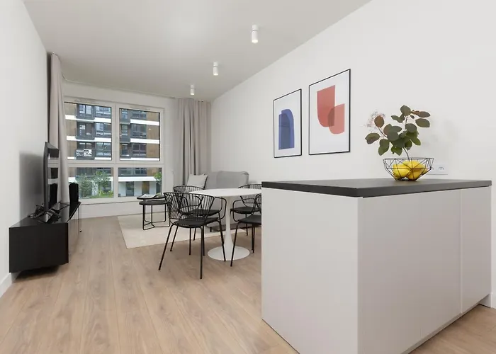 Cozy Domaniewska With Gym & Sauna In Mokotow By Renters 4* Warsaw