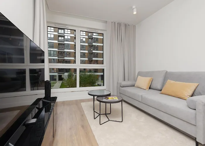 Cozy Domaniewska With Gym & Sauna In Mokotow By Renters Aparthotel